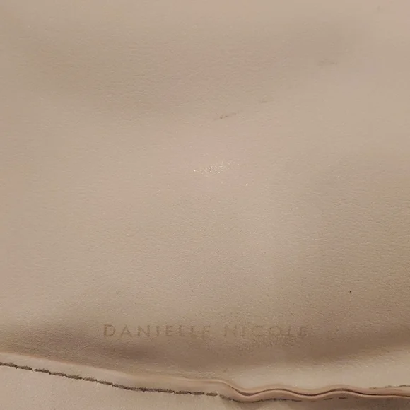 Danielle Nicole Shoulder Bag - Picture 4 of 6